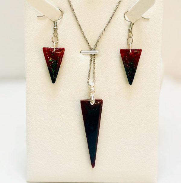 Dark Elegance Triangle Set